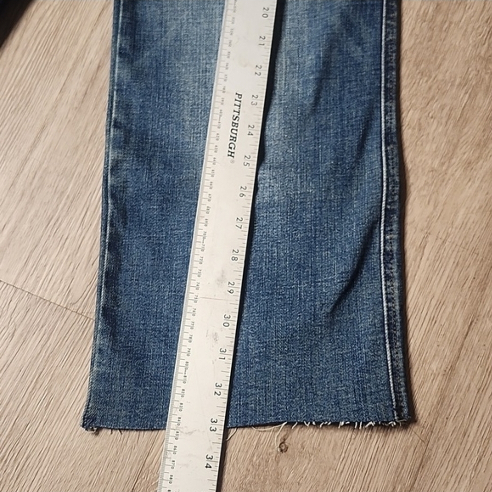 Judy Blue Medium Wash Blue Jeans - Picture 6 of 12
